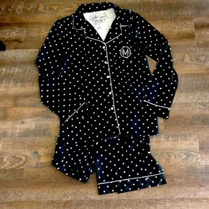 Pajama set polka dot monogram M black/white Mudpie